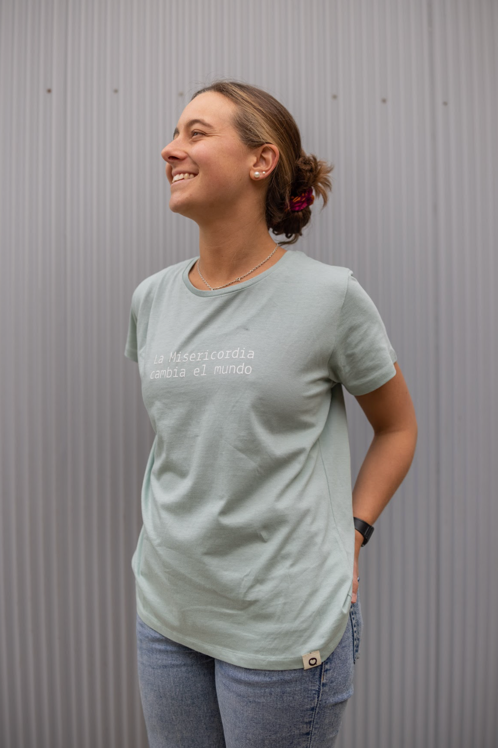 Polera "La Misericordia cambia el mundo" Mujer